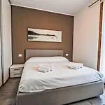 Apartment Endine Pool By Interhome *