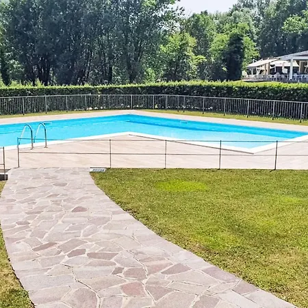 Endine Pool By Interhome
