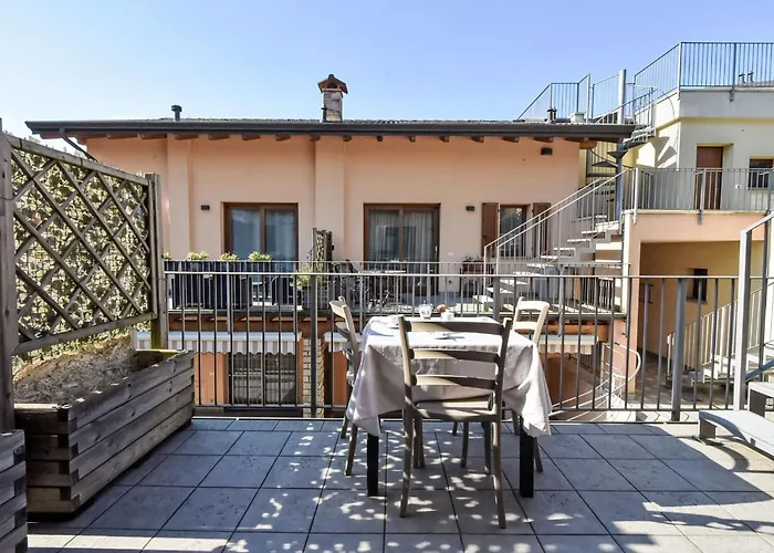 Endine Pool By Interhome